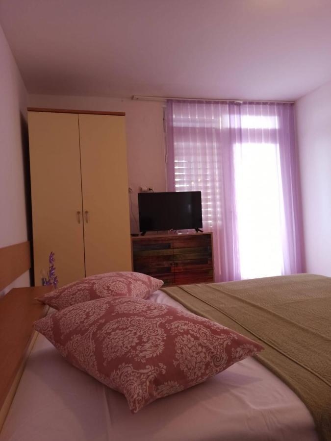 Guest House Mijo Sokol Brela Buitenkant foto