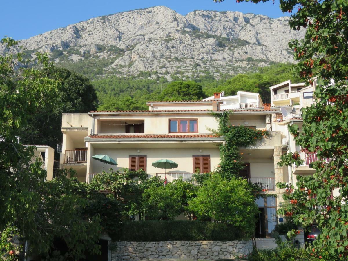 Guest House Mijo Sokol Brela Buitenkant foto